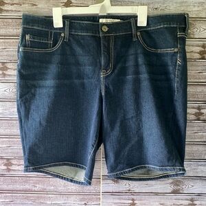 Torrid Women's Jean‎ Shorts Size 20